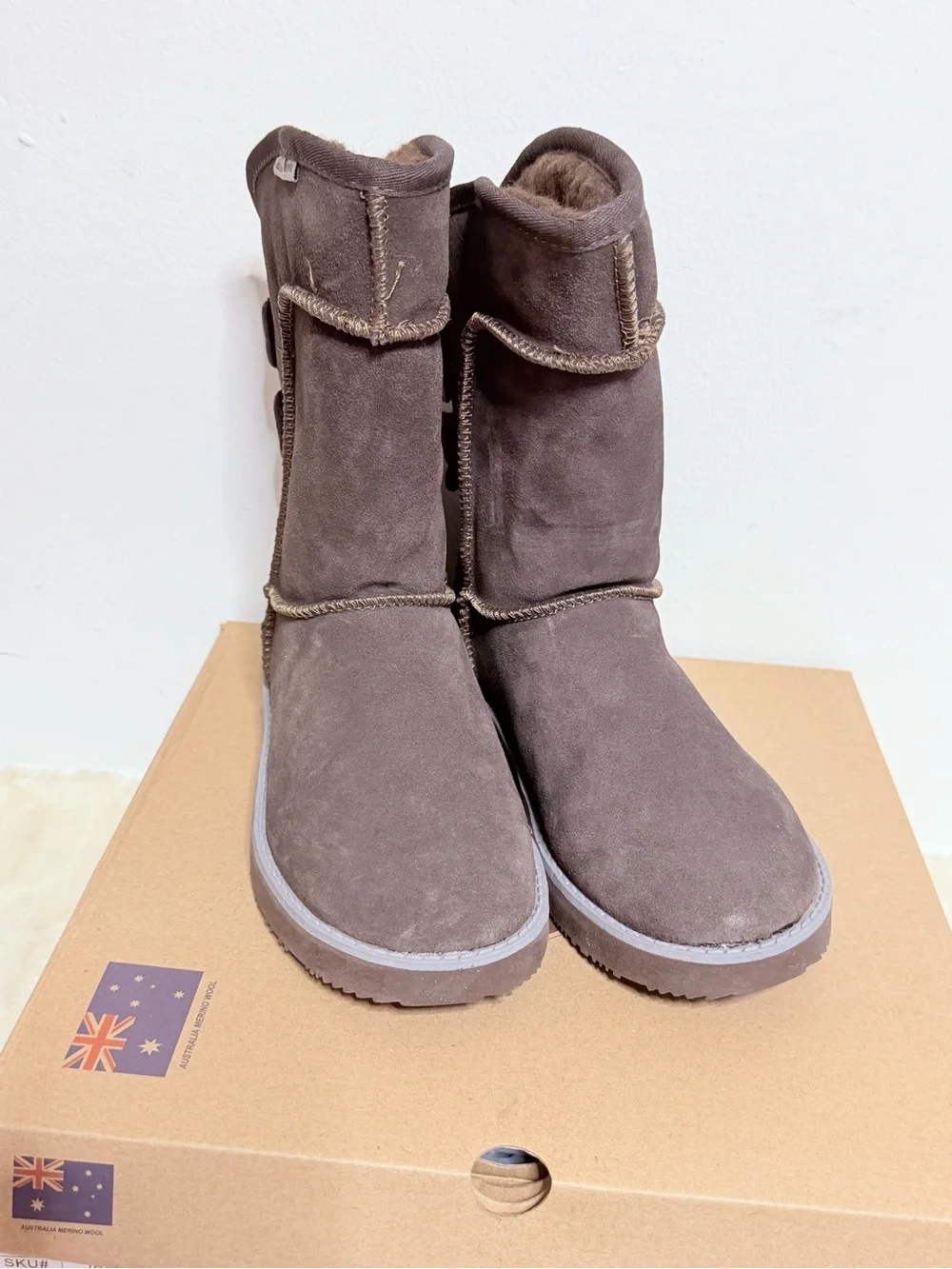 Aussie Merino Australia merino wool chocolate boot size 8 new with tags